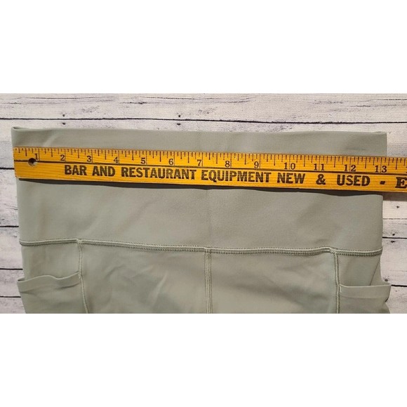 ATHLETA Stash Pocket Salutation 7/8 Tight Leggings Women Sz M Workout Yoga Pants - Picture 11 of 15